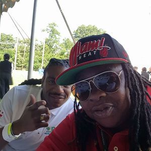 Meet your Posher, Lorraine